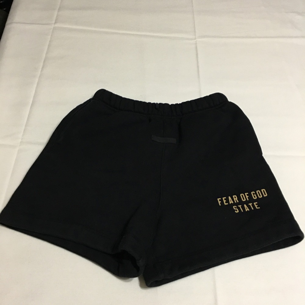 Fear of God Essentials Shorts Kids 10 Black Graphic Logo Sweatshorts